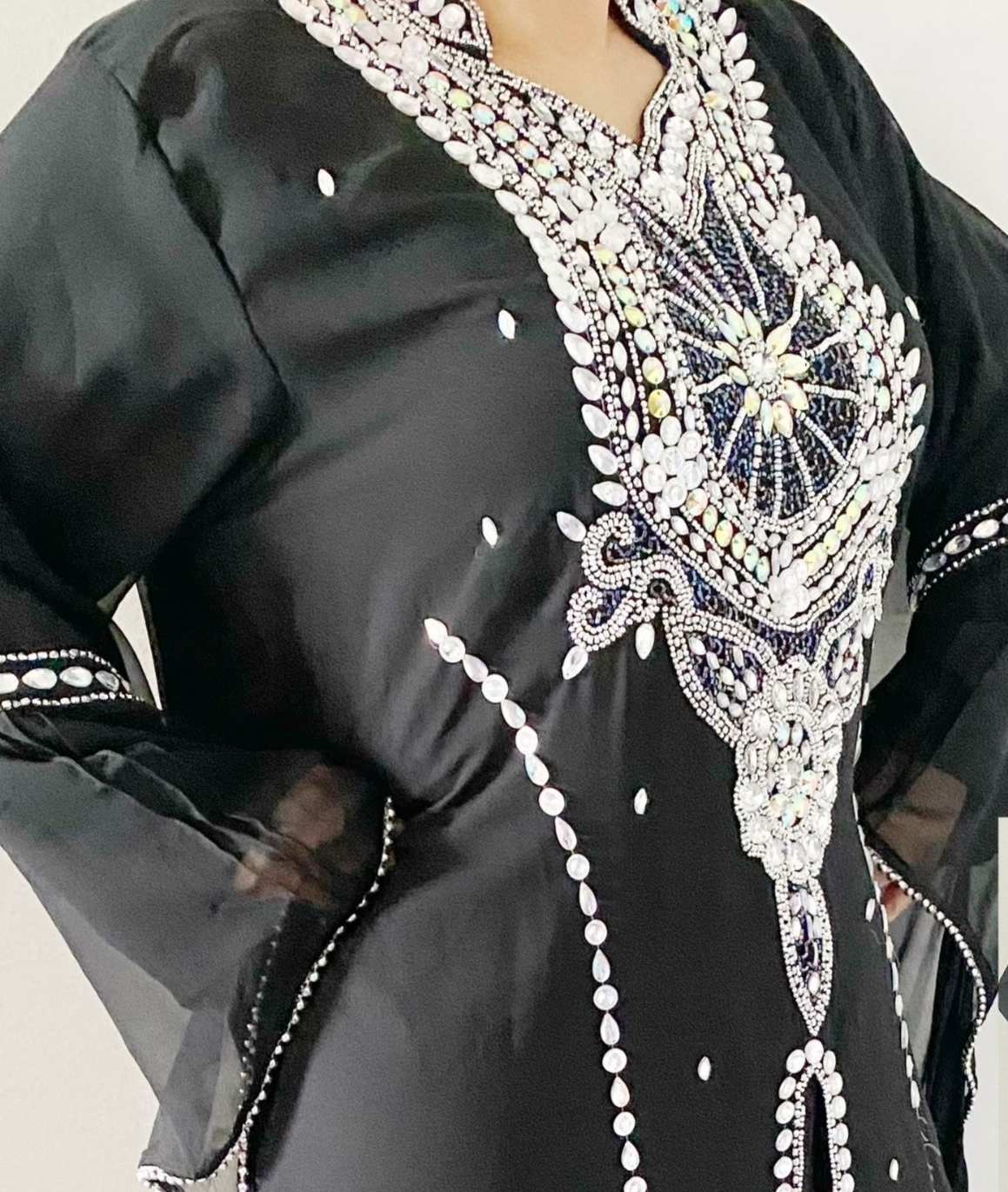 Black Beaded Abaya - TTP