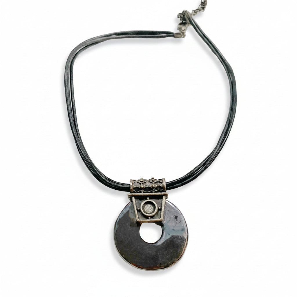 Black Pendant Necklace - TTP