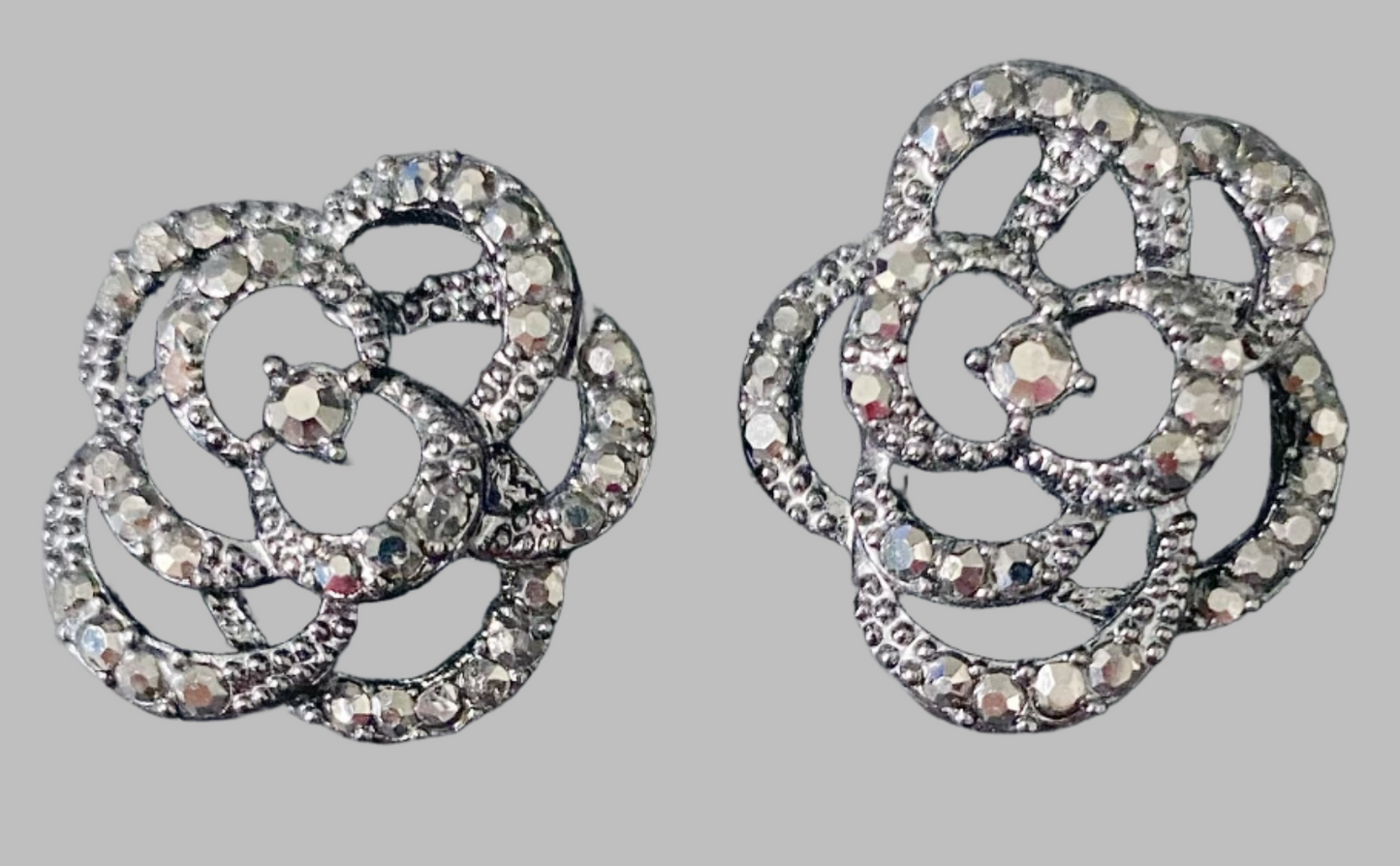 Camellia Flower Earrings - TTP
