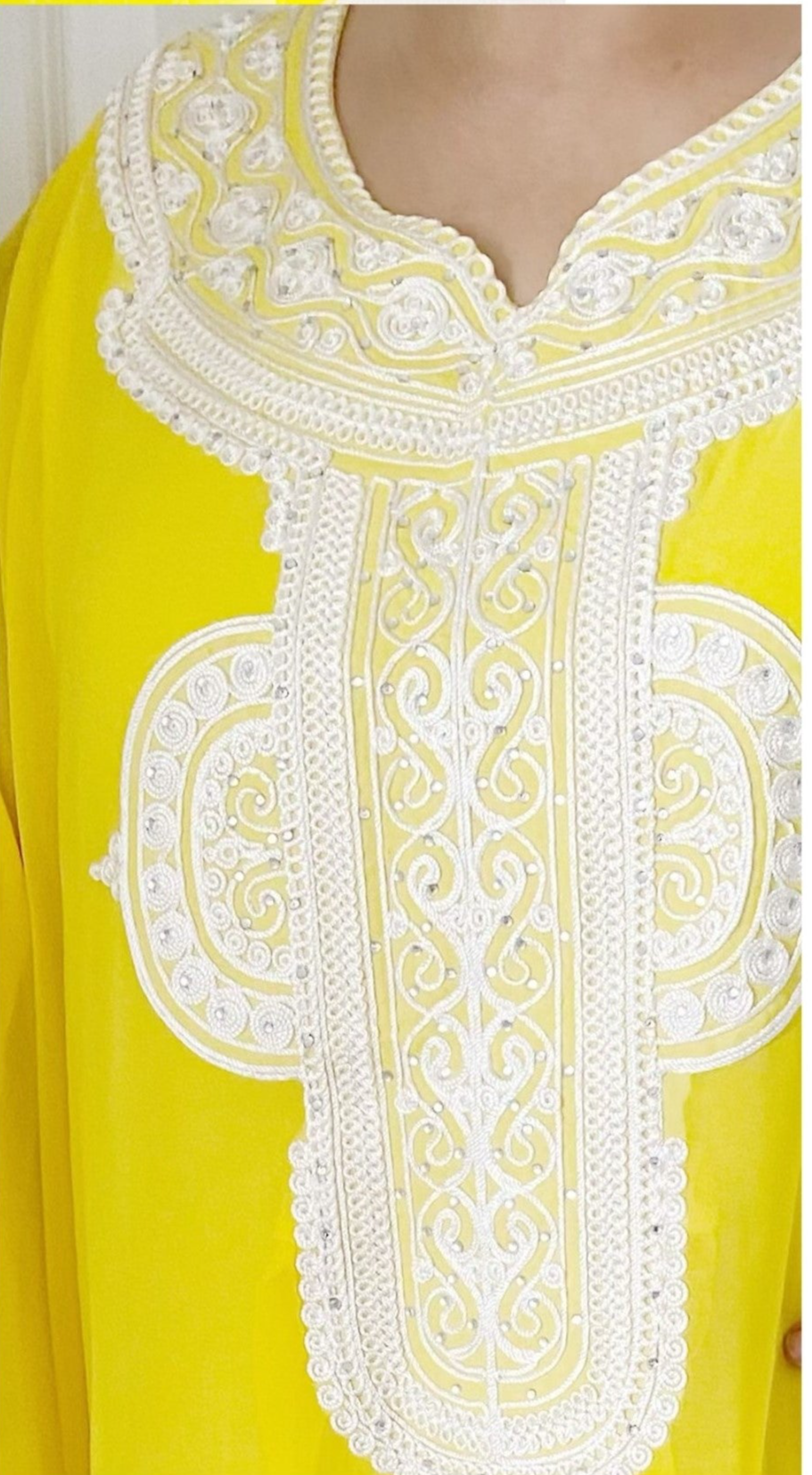 Qatari "Farasha" Abaya