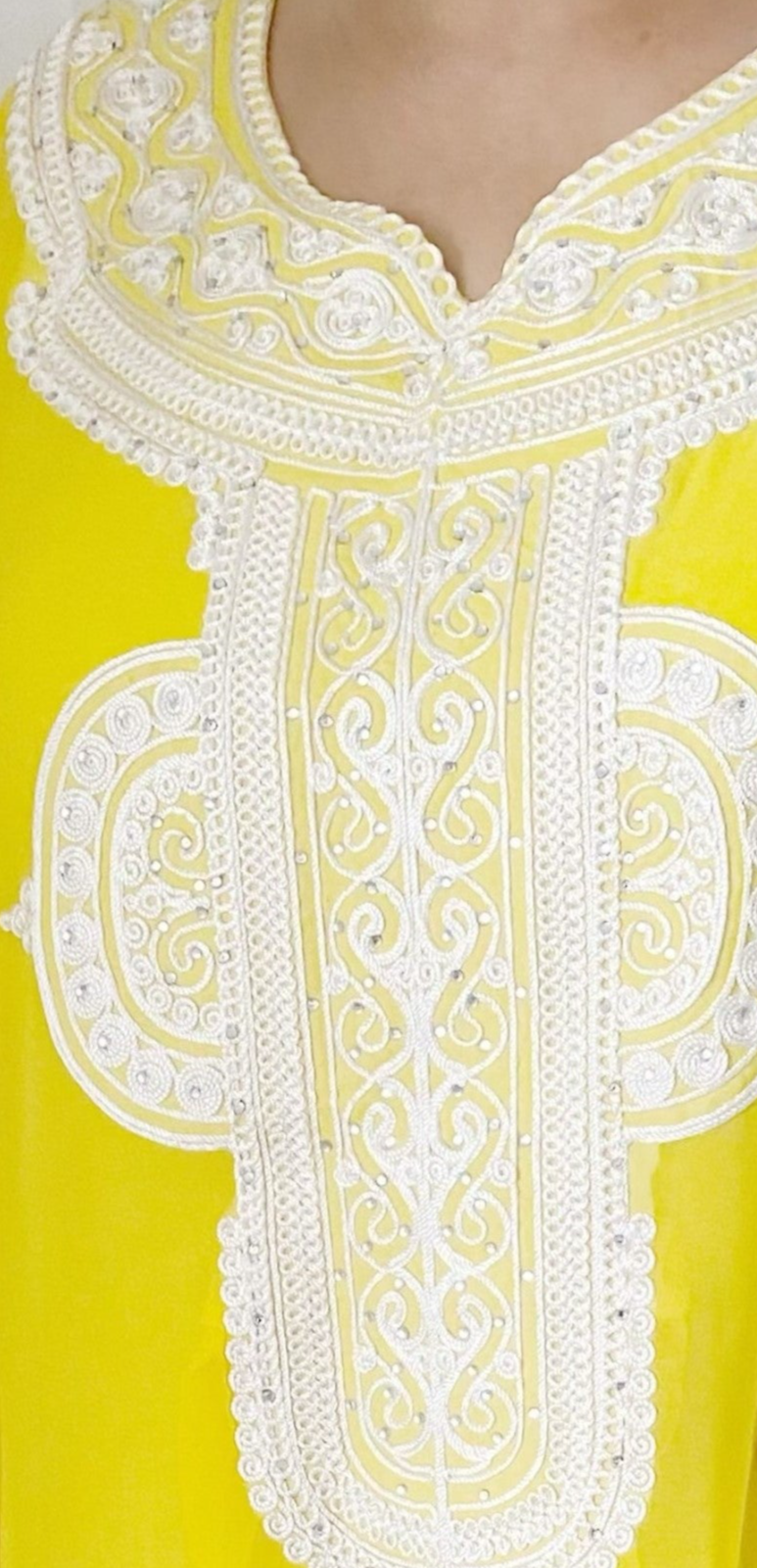 Qatari "Farasha" Abaya