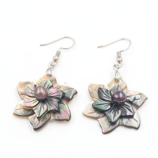 Natural black shell flower earrings