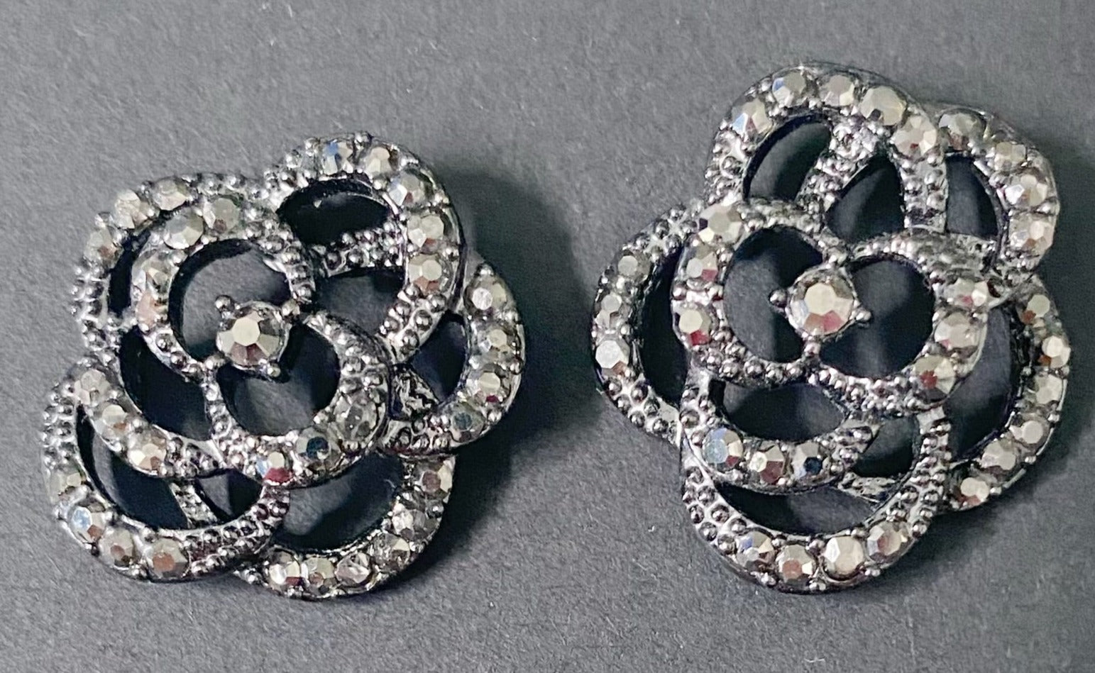 Camellia Flower Earrings - TTP