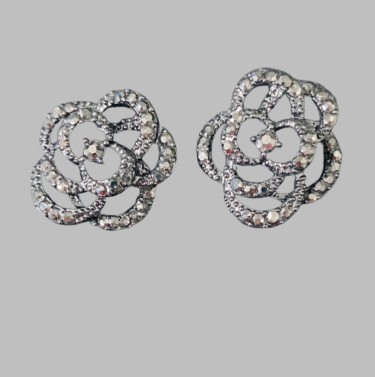 Camellia Flower Earrings - TTP